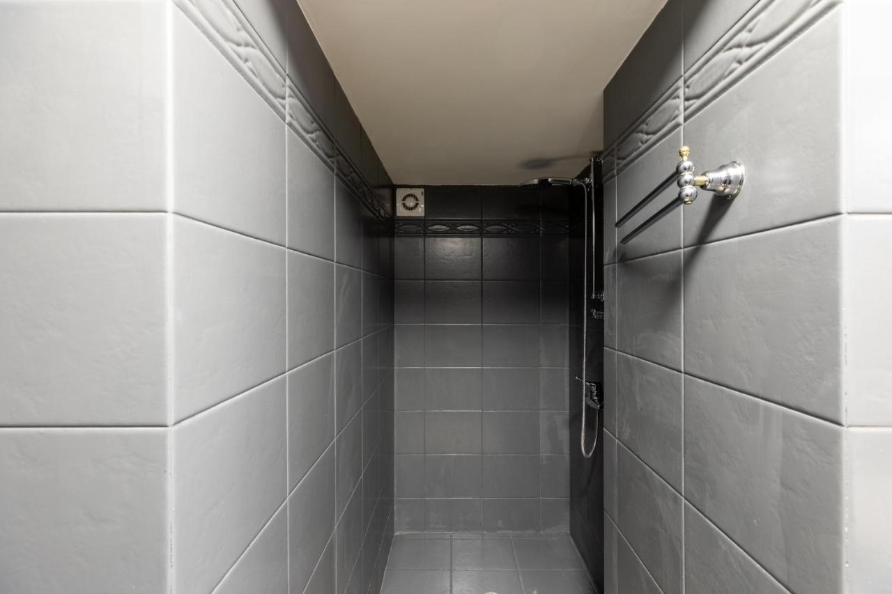 Iflat Cozy Studio In Monti Рим Экстерьер фото